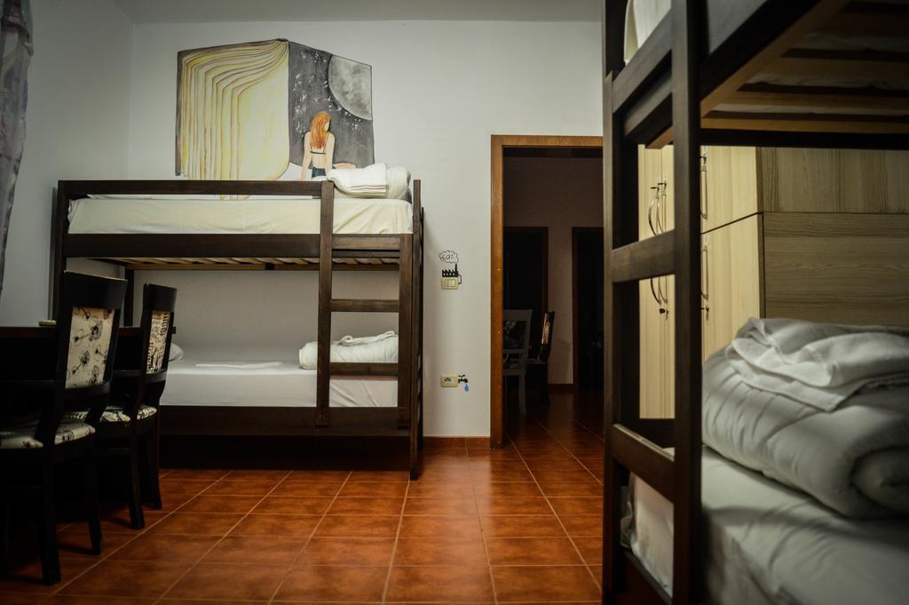 שקודר Arka Hostel מראה חיצוני תמונה